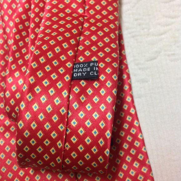 STEFANO RICCI Saks Men's Silk Necktie ITALY Red w/ Diamonds (60"  x  3.8… - Picture 13 of 13